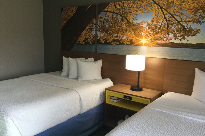 Room 7 of 19