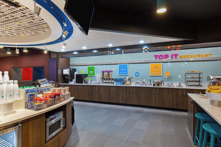 Tru by Hilton Lexington VA