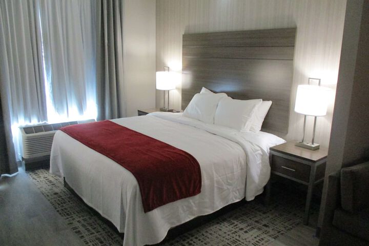 Room 16 of 43