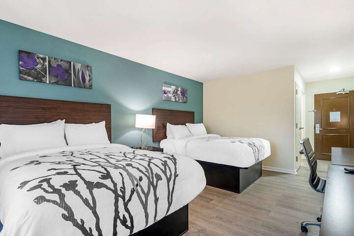 Room 21 of 35