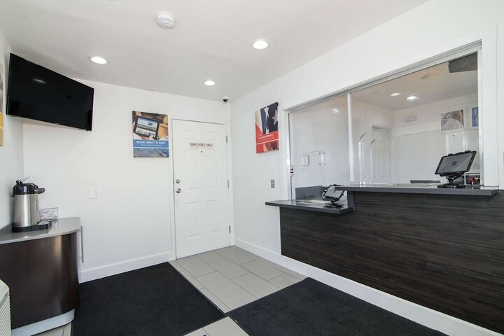 Motel 6 Moreno Valley - Riverside March Air Base