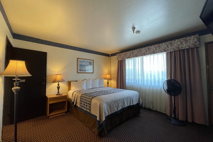 Room 14 of 34