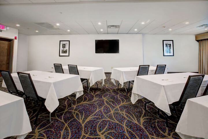 Hampton Inn & Suites Baltimore / Aberdeen
