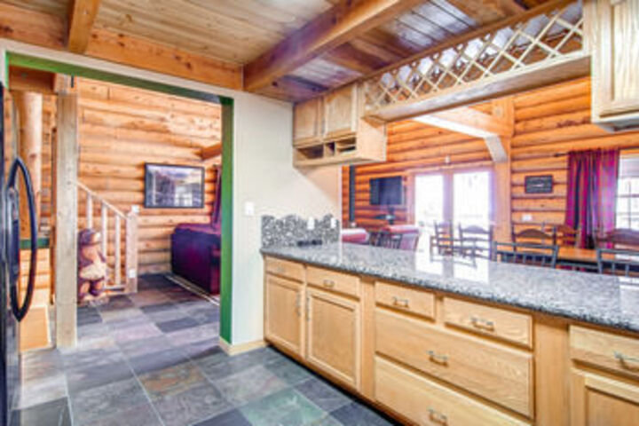 Snowshoe Retreat Boreas Pass by Pinnacle Lodging