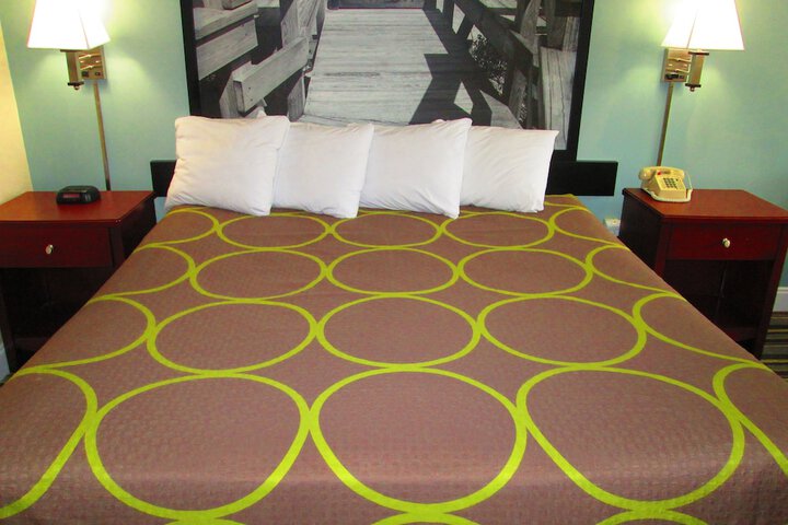 Room 19 of 30