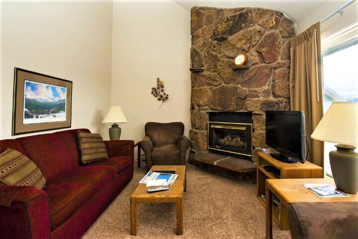 Twin Rivers Condominiums by Alderwood Colorado Management