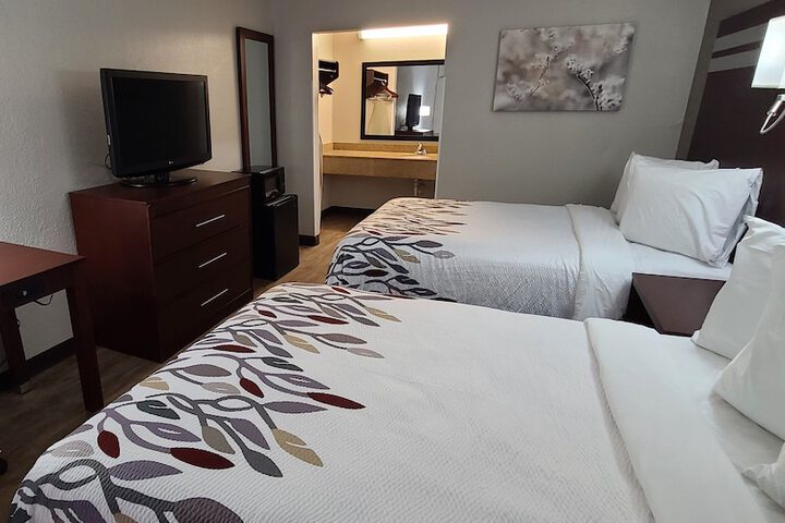 Room 14 of 19