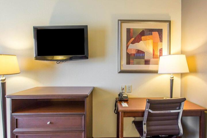 Room 20 of 39