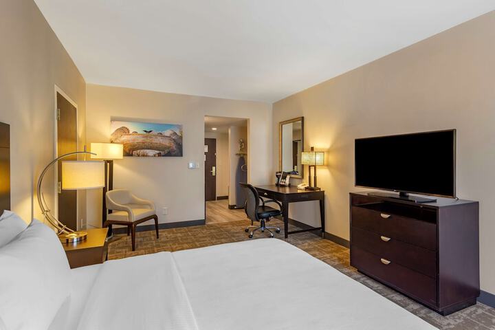 Best Western Plus Dalton Inn