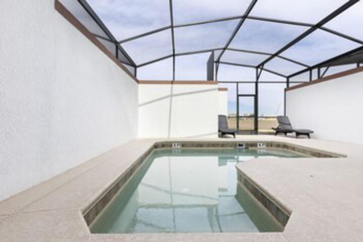 8977SID the Retreat at ChampionsGate