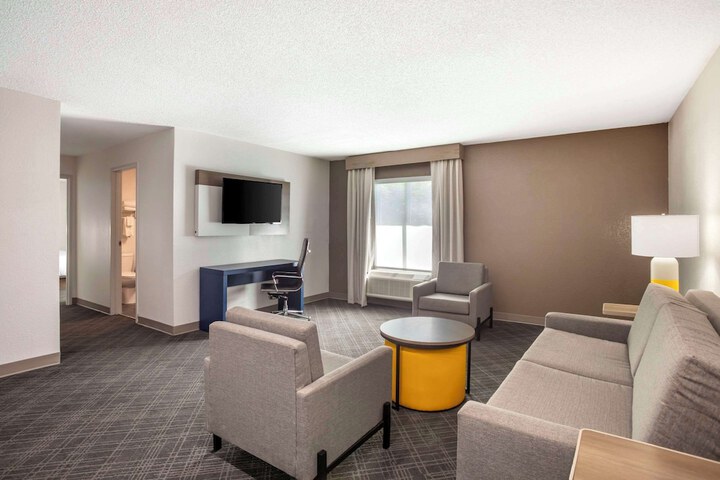 Room 34 of 58