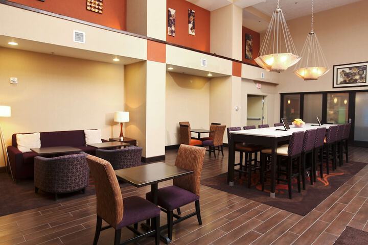 Hotel Interior 5 of 27