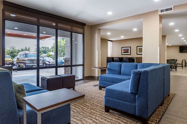 Hotel Interior 13 of 37