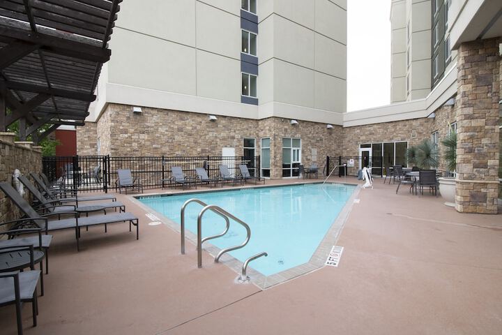 Hotel 5 of 35