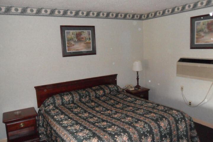 Red Carpet Inn