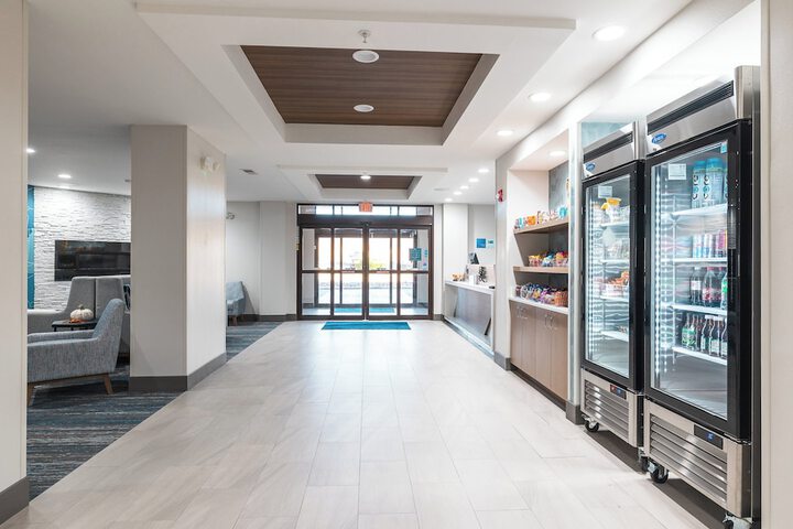 Holiday Inn Express Hotel & Suites St. Robert by IHG