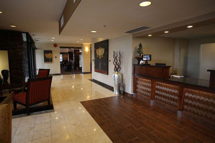 Hotel Interior 18 of 64