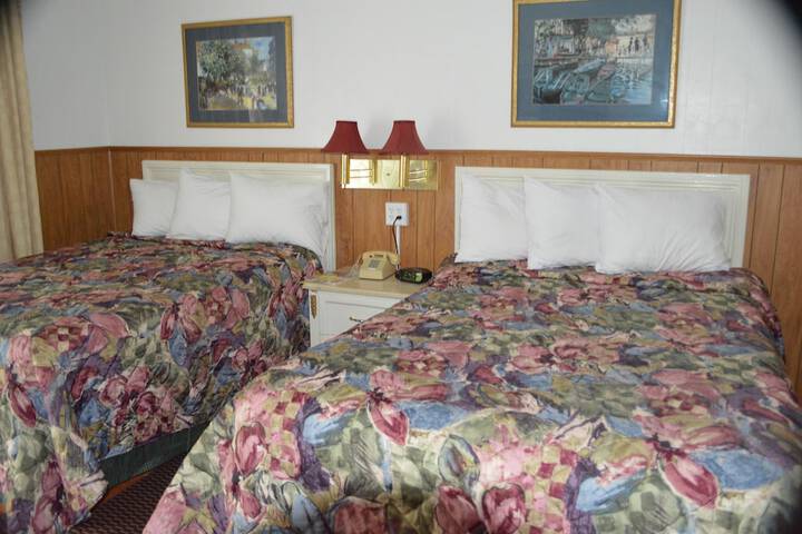 Room 16 of 22