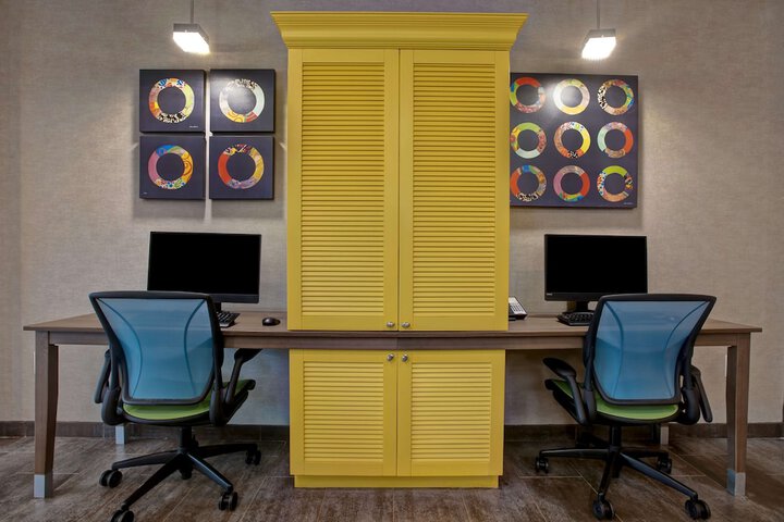 Business Center 45 of 45