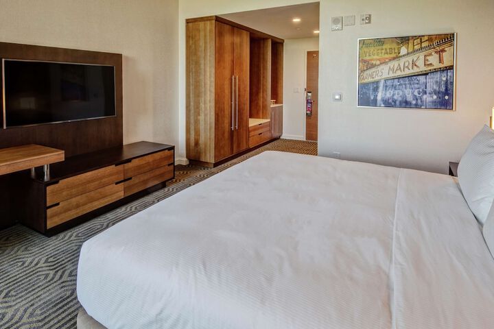 Room 15 of 59