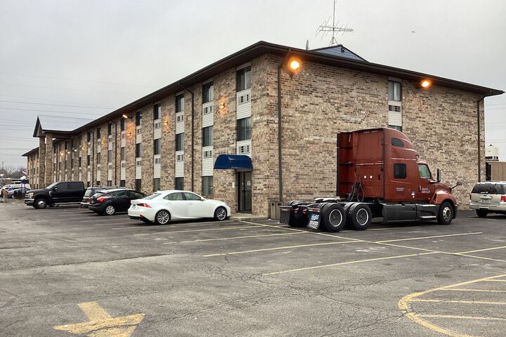 Hotel 5 of 35