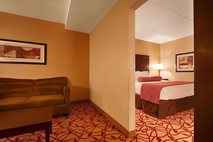 Room 15 of 42