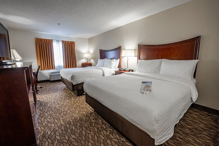 Room 32 of 46
