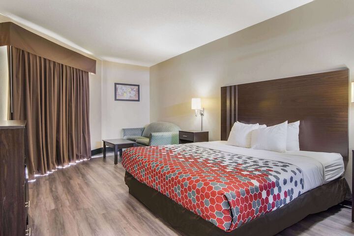 Room 21 of 31