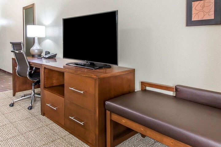 Room 26 of 47