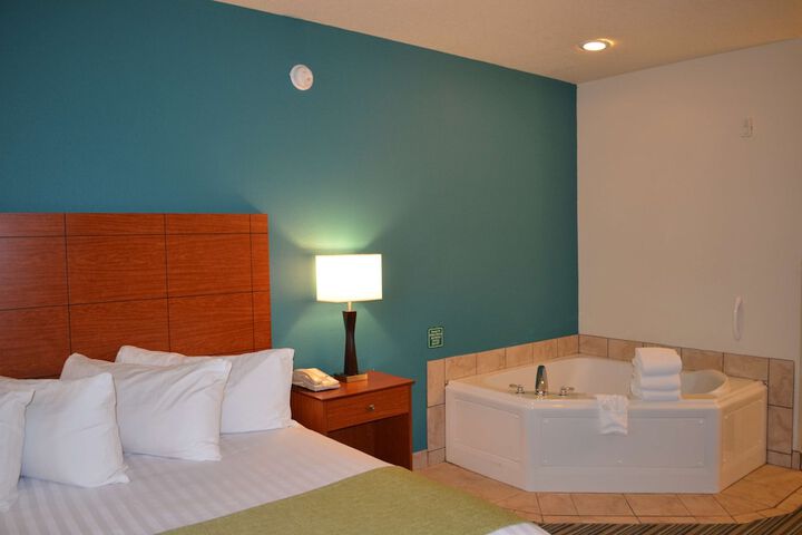Room 44 of 68