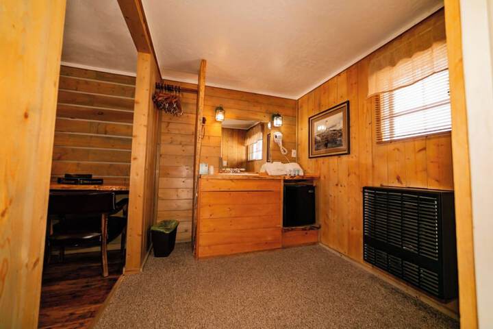 Room 120 of 153