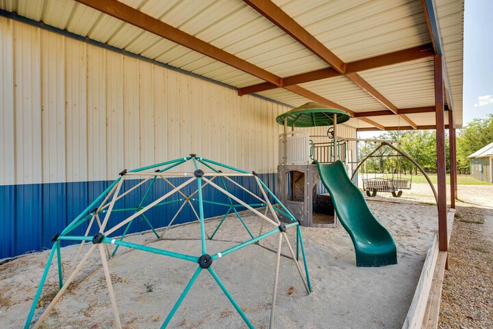 Lake Fork Vacation Rental With Fire Pit!