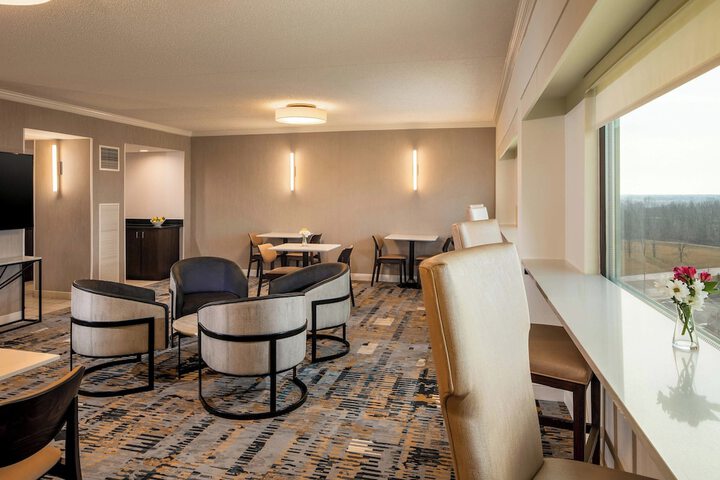 Sheraton Detroit Metro Airport