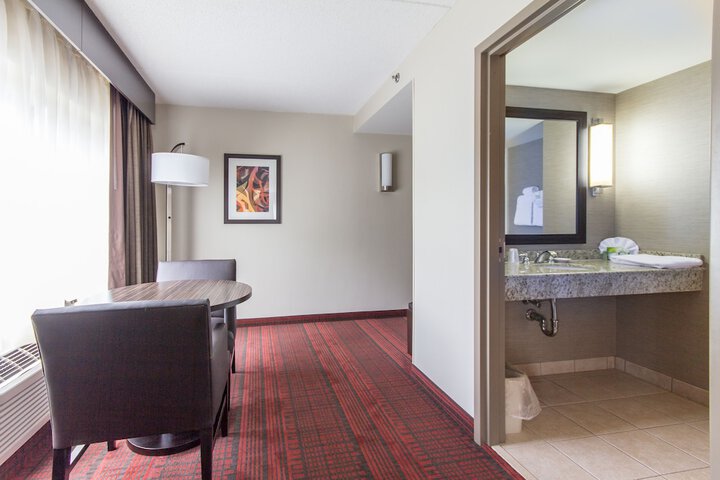 Holiday Inn Express Hotel & Suites Auburn by IHG