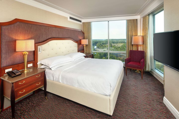 Room 72 of 165