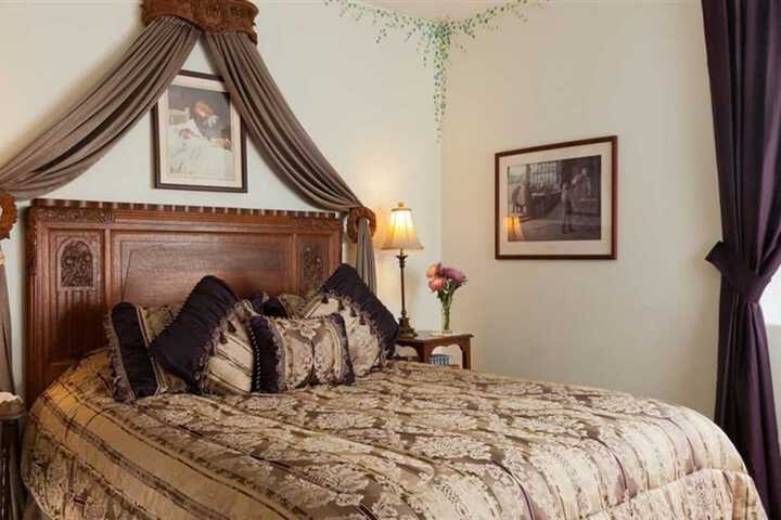 Room 21 of 45