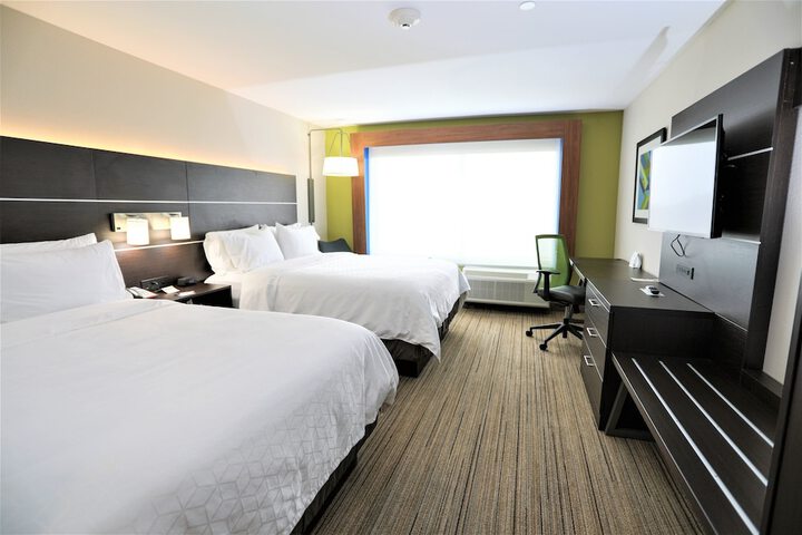 Room 13 of 43