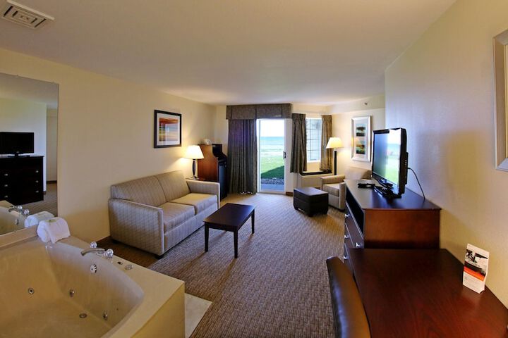 Room 11 of 25
