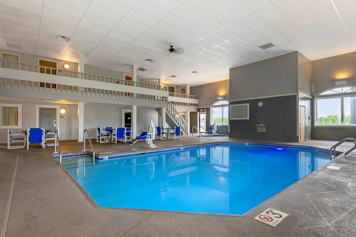 Quality Inn Mauston I-90