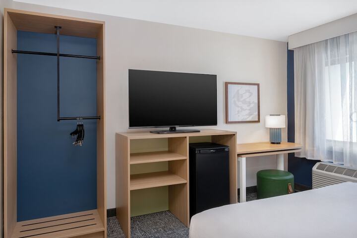Room 26 of 31