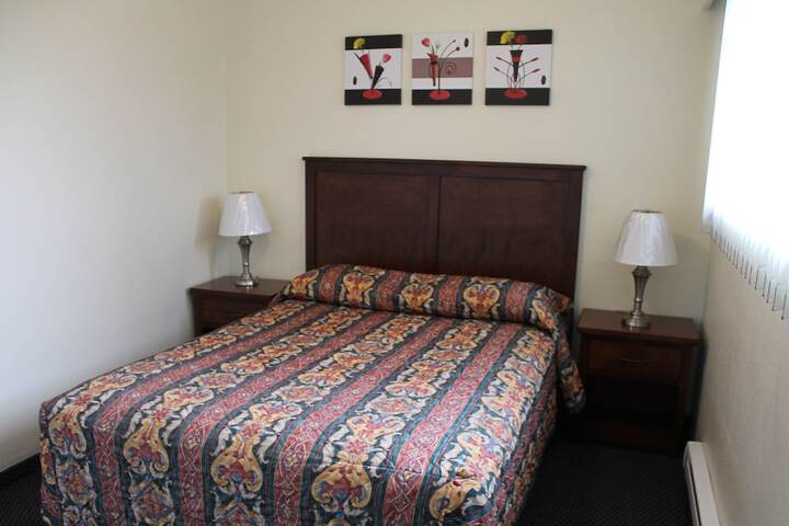 Room 21 of 34