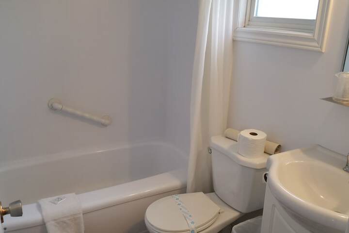 Room 15 of 38