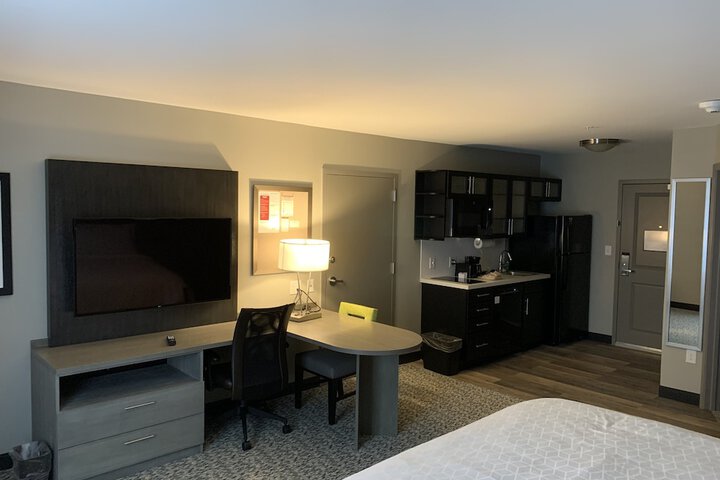 Room 15 of 29