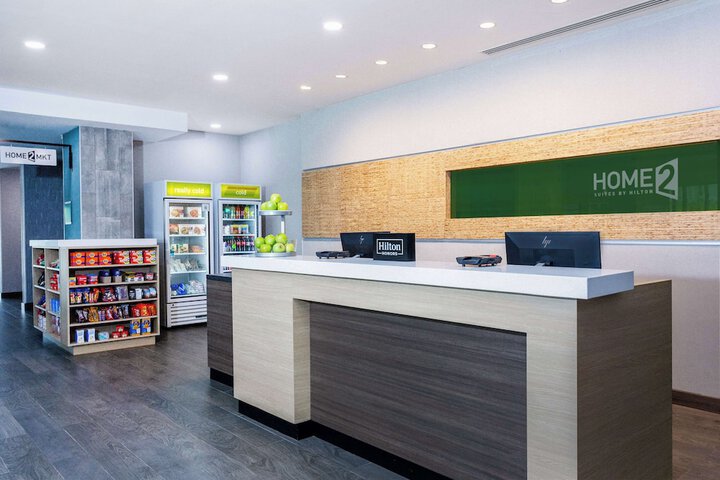 Hotel Interior 10 of 38