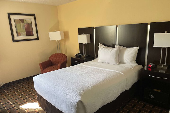 Room 14 of 23