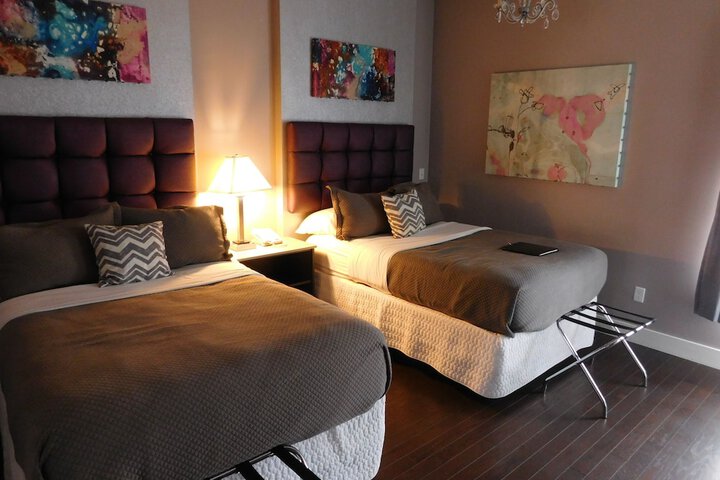 Room 11 of 36