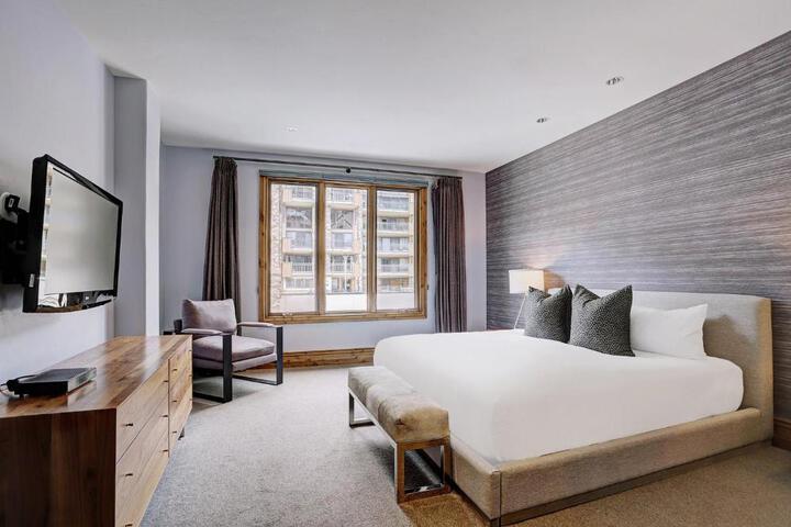 The Arrabelle at Vail Square a RockResort by Vail Resorts