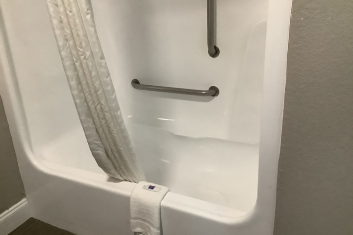 Room 30 of 44