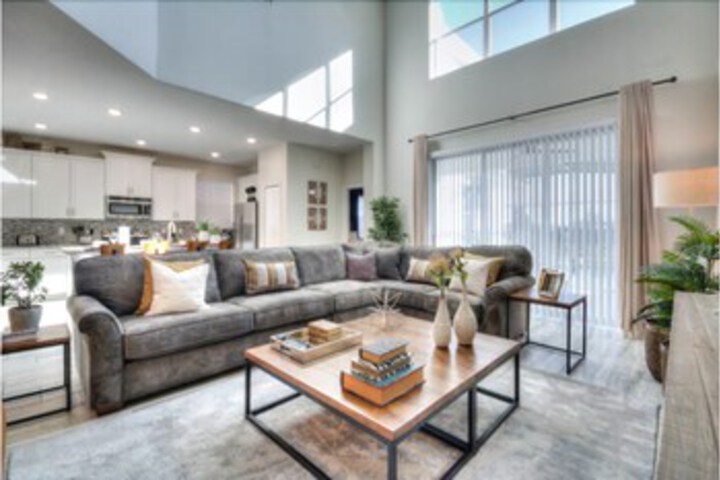 Luxury 5 bedroom home with private pool