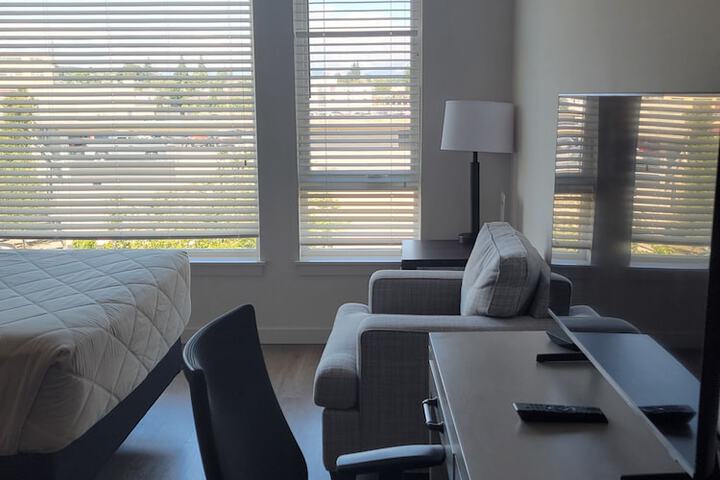 Marina Square Suites